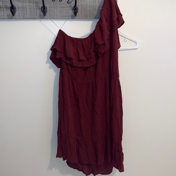 Dress - Picture 1 of 2
